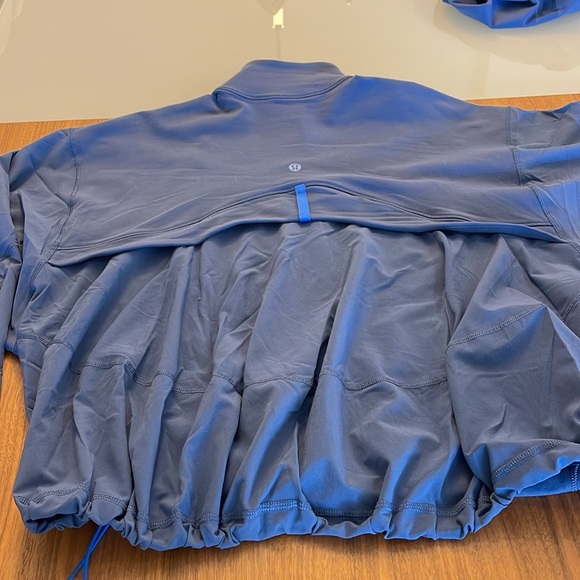 Lululemon Jacket, Leggings and Shirt available in my closet - Picture 3 of 6